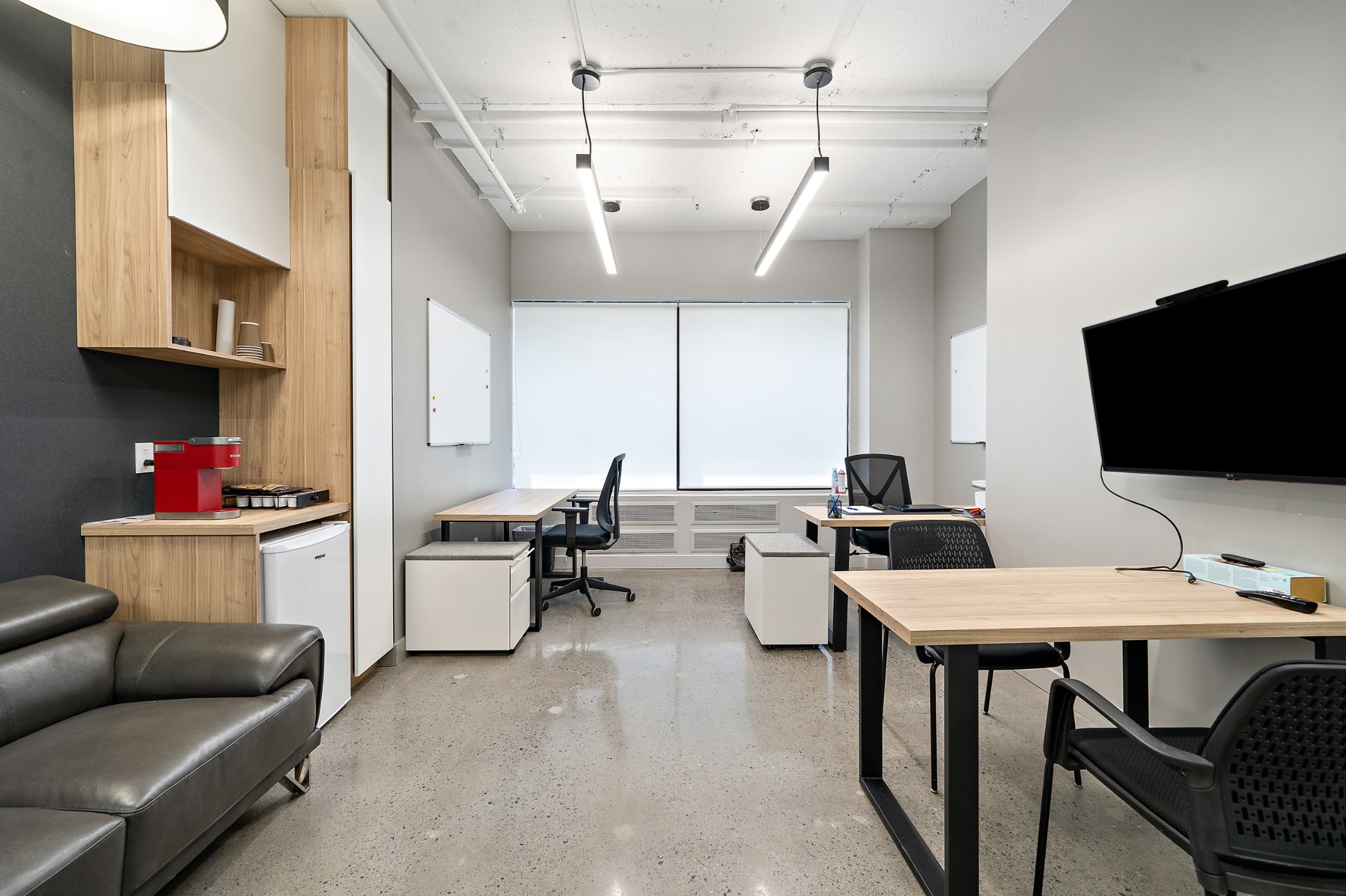Furnished private office at Swivl Queen Mary